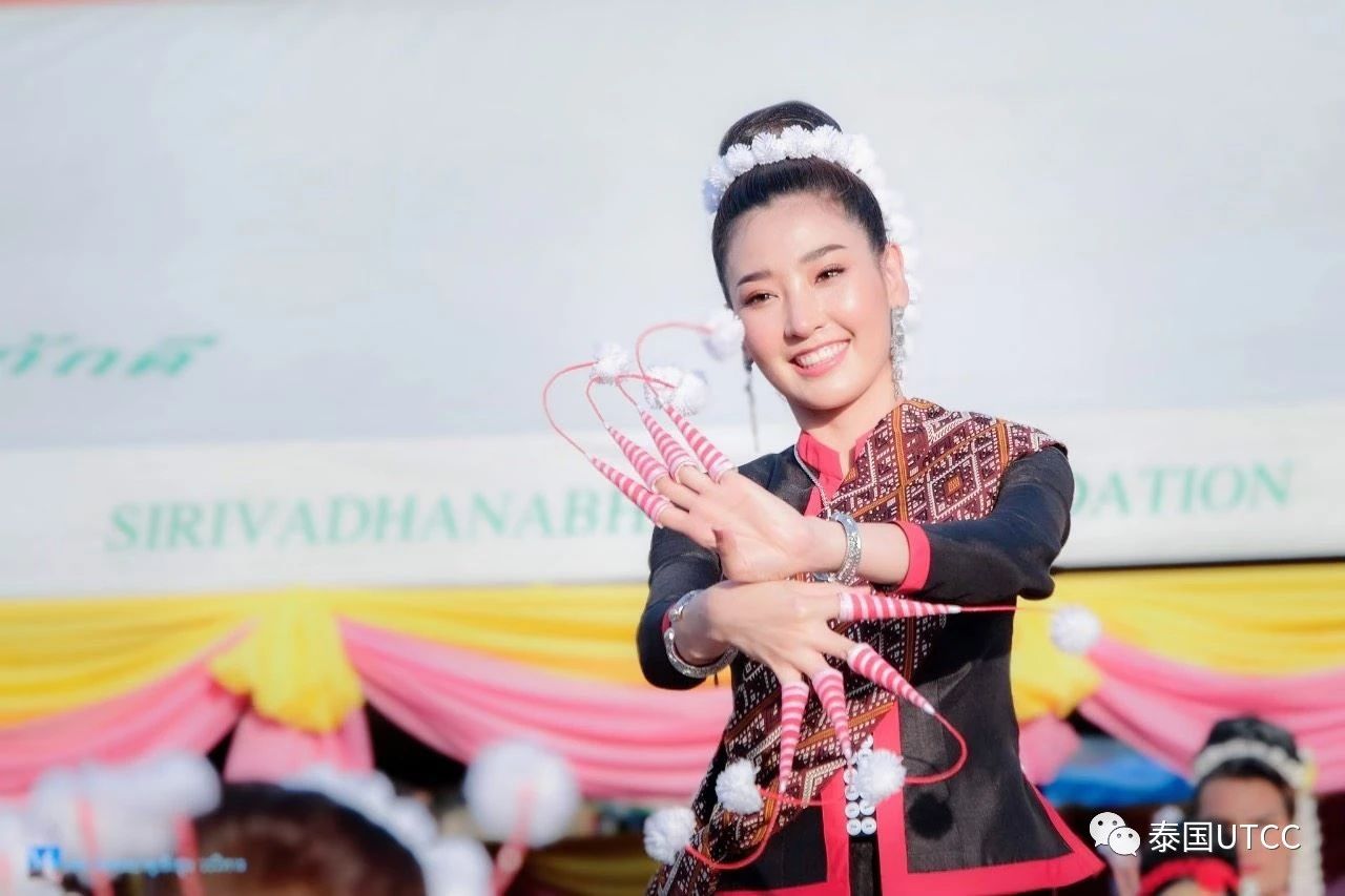 跳舞祭拜活动